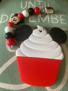 Mickey Cupcake Teething Clip TC20