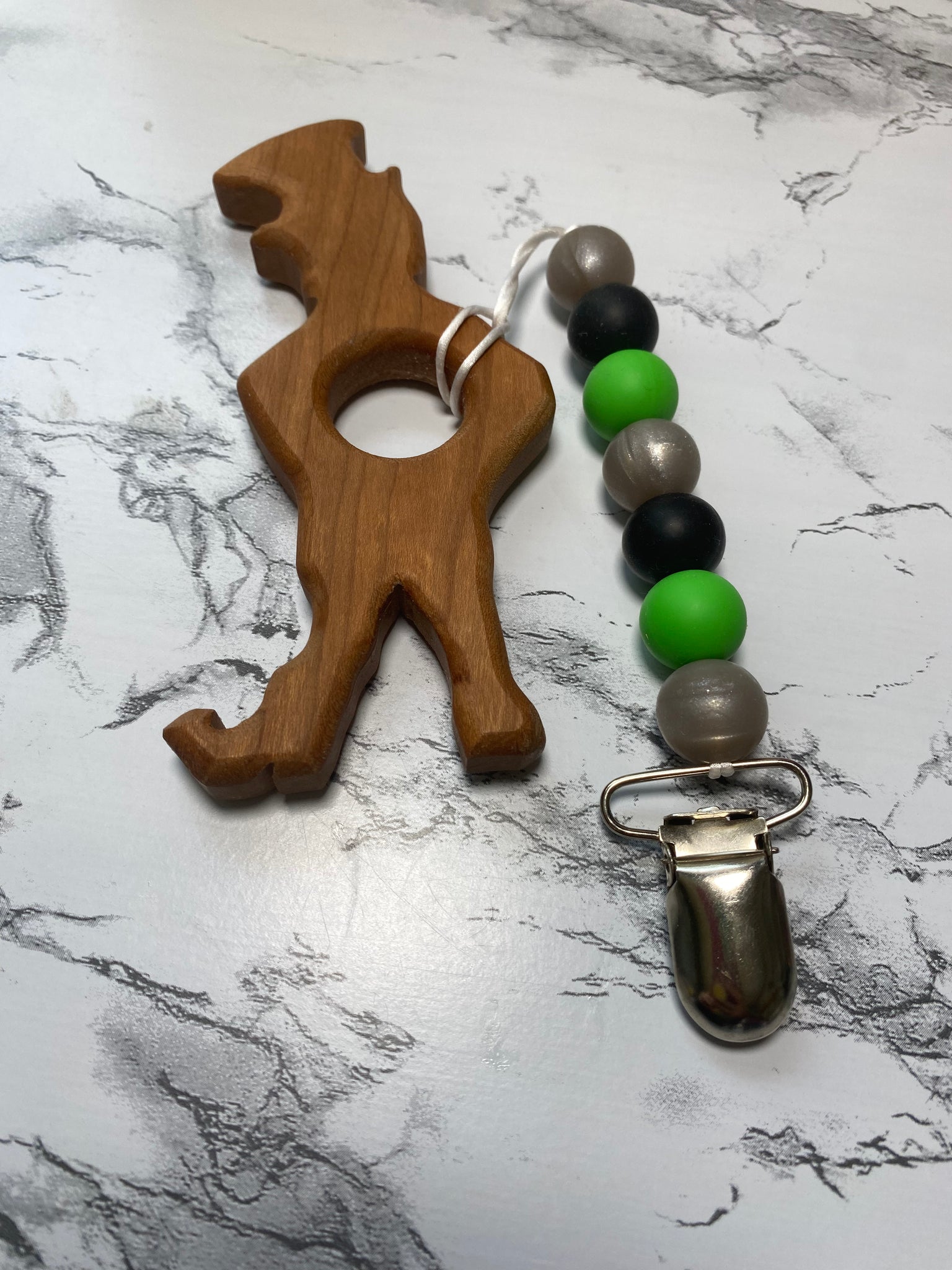 Leprechaun Teething Clip