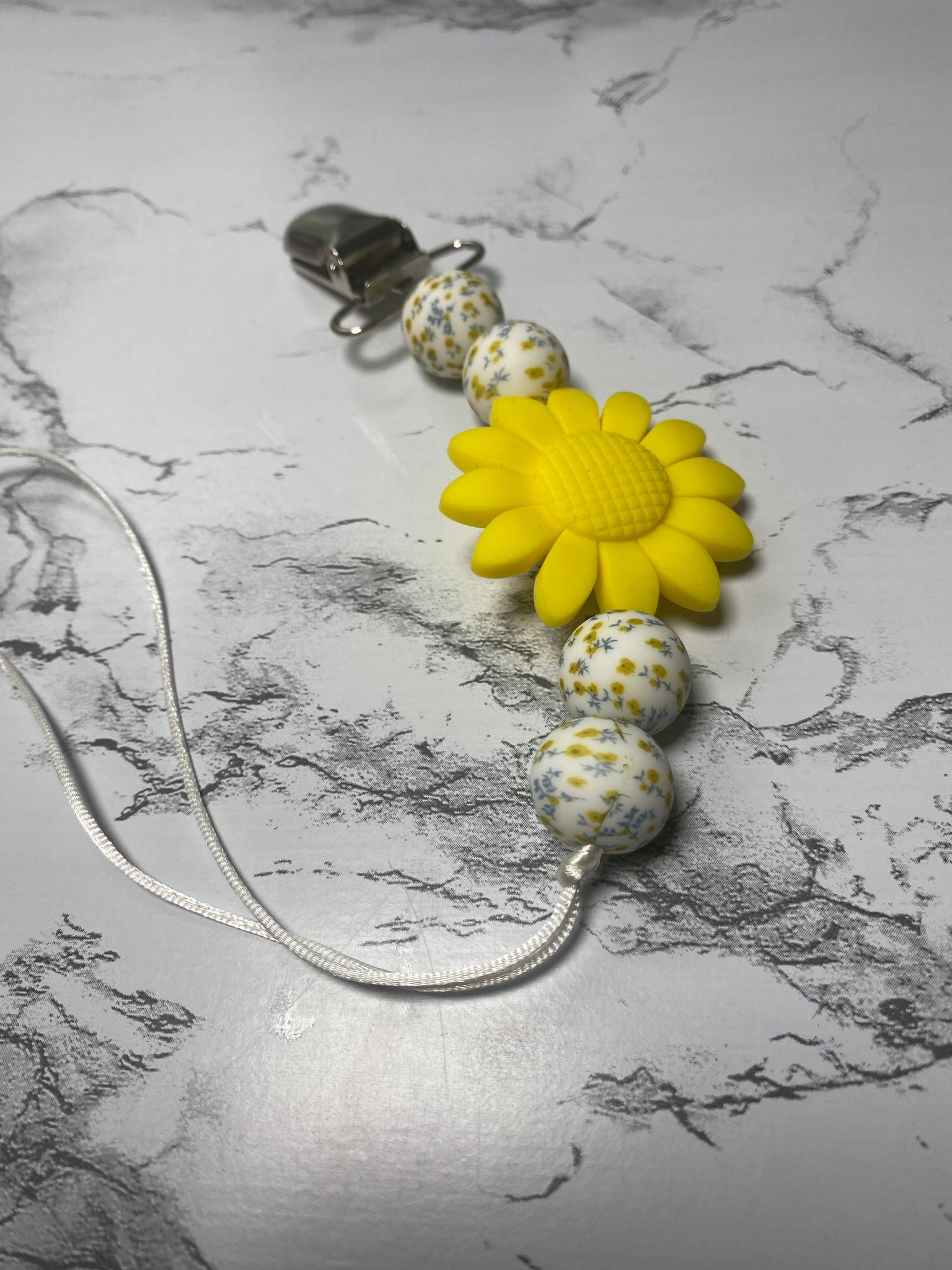 Big Daisy Pacifier Clip